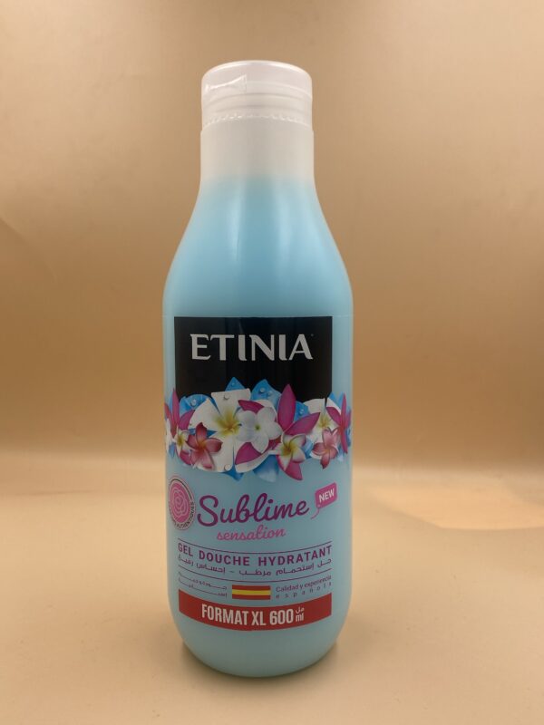 Etinia